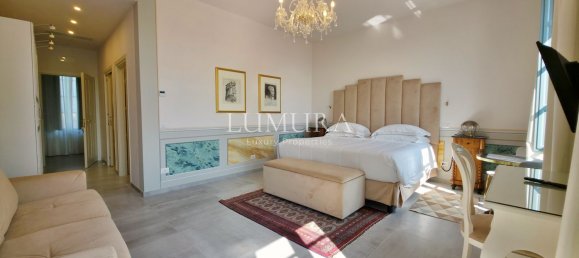 40 bedrooms Villa in Capannori, Italy No. 375518 36