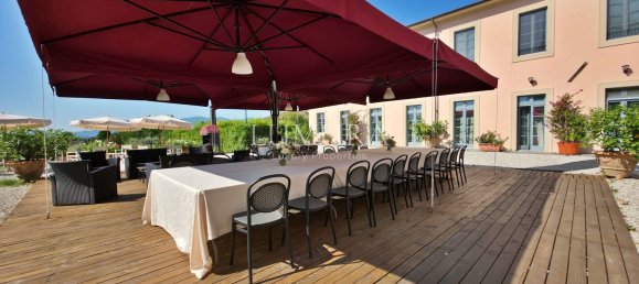 40 bedrooms Villa in Capannori, Italy No. 375518 19