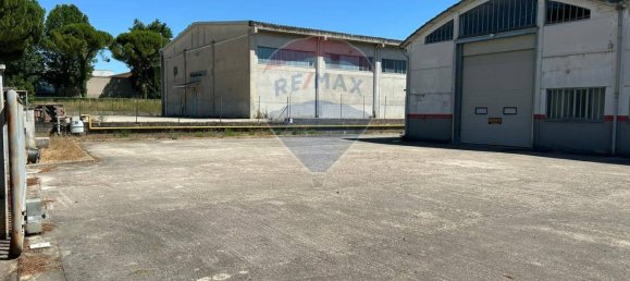 480m² Commercial property in Torgiano, Italy No. 339289 11