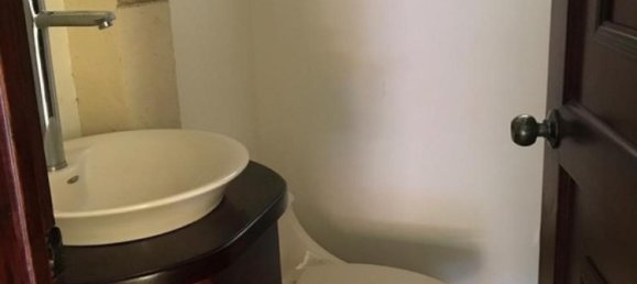 3 bedrooms House in San Jose, Costa Rica No. 557 2