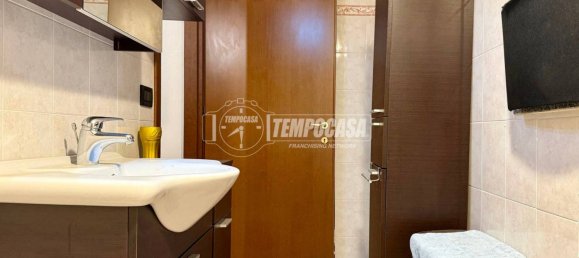 Apartamento T1 em Osnago, Italy N.º 375139 12