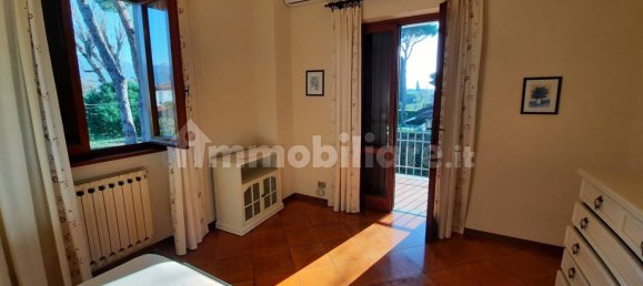 5 bedrooms Villa in Forte dei Marmi, Italy No. 191680 4