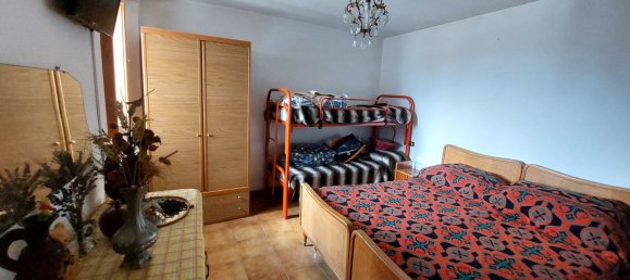 Apartamento de 4 dormitorios en Villetta Barrea, Italy No. 363155 9