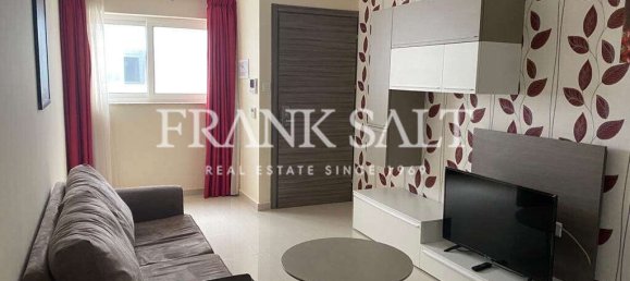 Apartamento de 1 dormitorio en Msida, Malta No. 7127 2