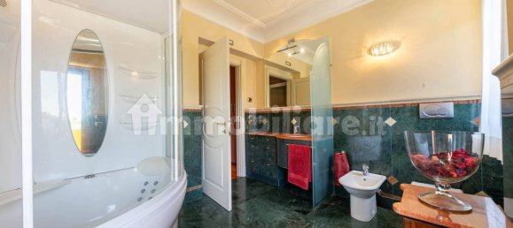 3 bedrooms Penthouse in Corciano, Italy No. 129705 20