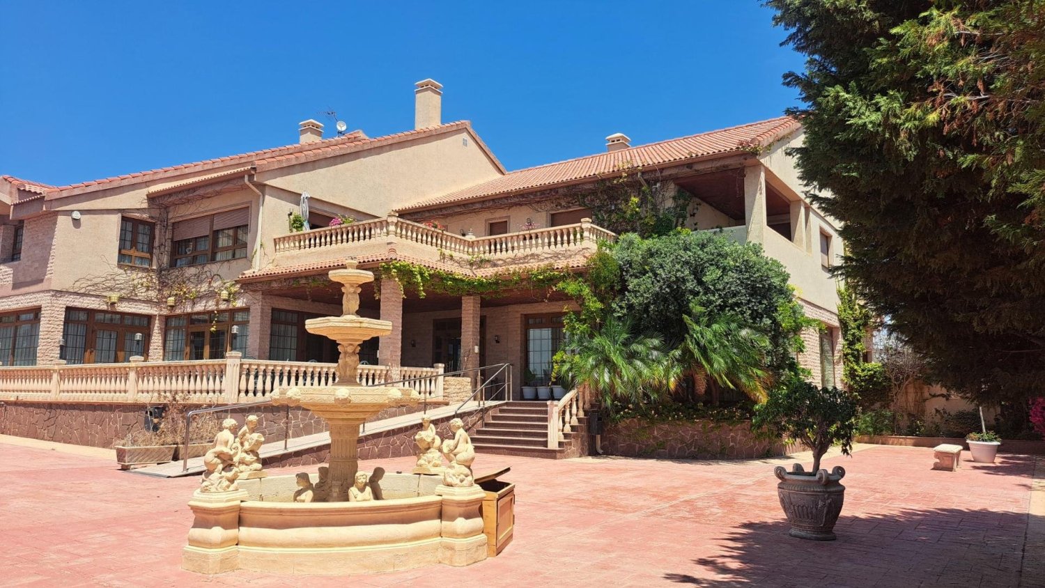 Propriedade comercial em La Zenia, Spain 871 m² N.º 364855