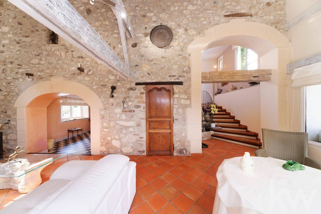 5 Schlafzimmer Villa in Chateau-Thierry, France, Nr. 49002