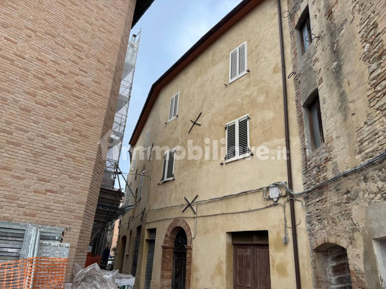 2 Schlafzimmer Wohnung in Comunanza, Italy, Nr. 128978