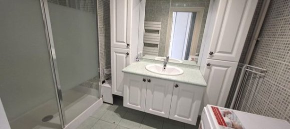 2 bedrooms Apartment in Le Bourget, France No. 358501 7