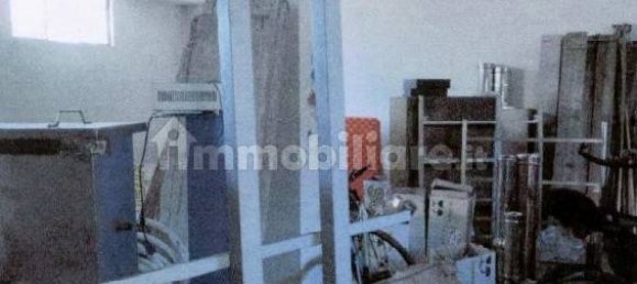 Склад с 1 комнатой в Ла Валлетта Брианца, Италия № 285579 3