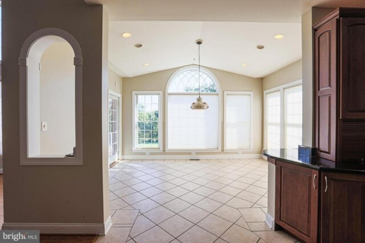 4 bedrooms House in Street, USA No. 407200