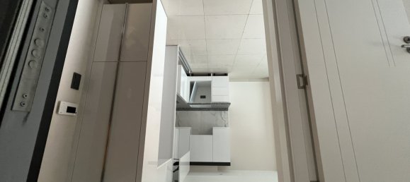 Apartment 1+1 in Mahmutlar, Turkey No. 8965 4