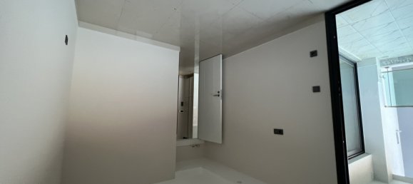 Apartment 1+1 in Mahmutlar, Turkey No. 8965 5