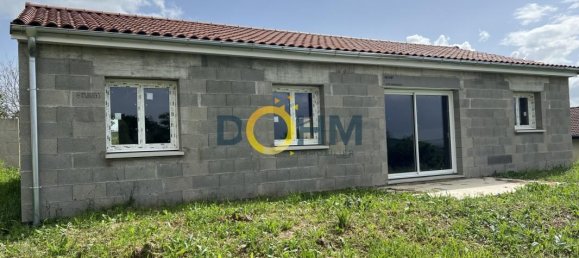 Casa de 3 dormitorios en Puy-de-Dome, France No. 343786 4