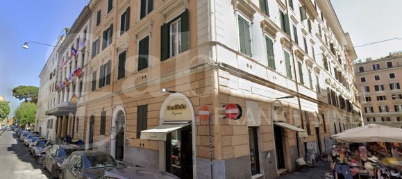 Коммерческая недвижимость 220м² в Рим, Италия № 370208 2