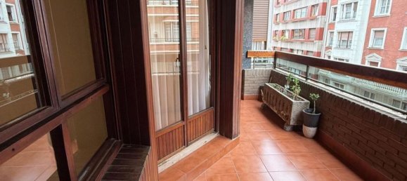 4 Schlafzimmer Wohnung in Basque Autonomous Community, Spain, Nr. 154991 2