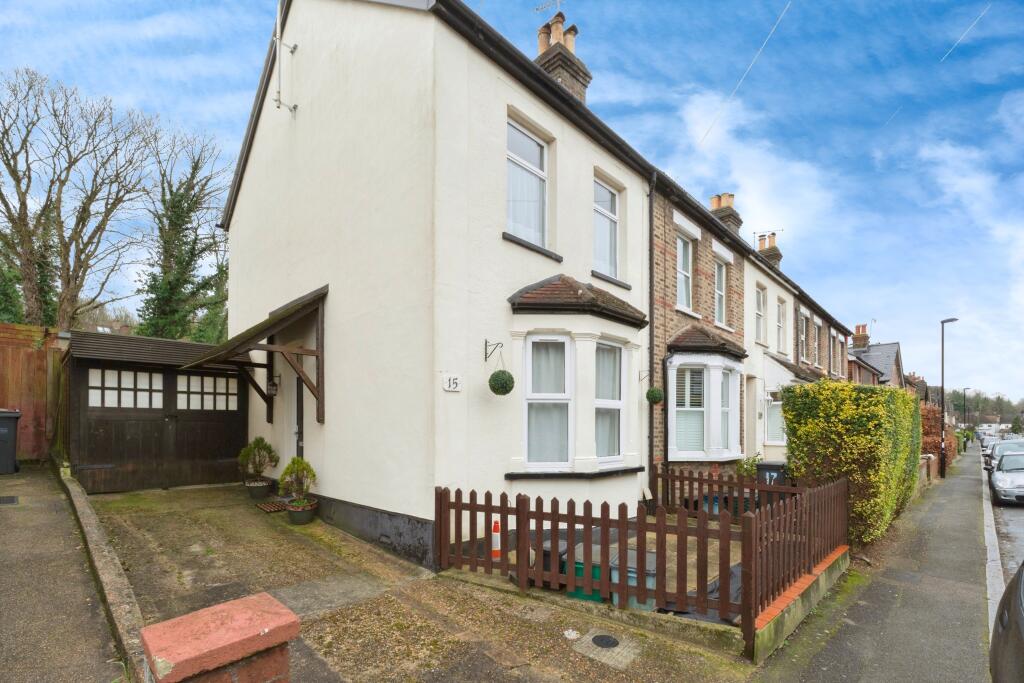 2 bedrooms House in Kenley, United Kingdom No. 8034