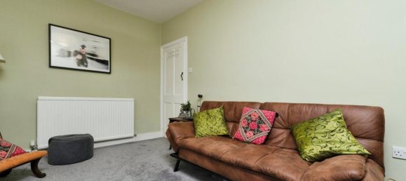 2 bedrooms House in Kenley, United Kingdom No. 8034 13