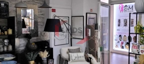 37m² Commercial property in Gondomar, Portugal No. 72149 3