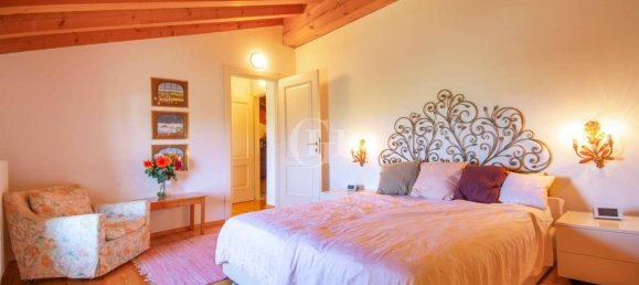 4 bedrooms Villa in Lazise, Italy No. 227672 9