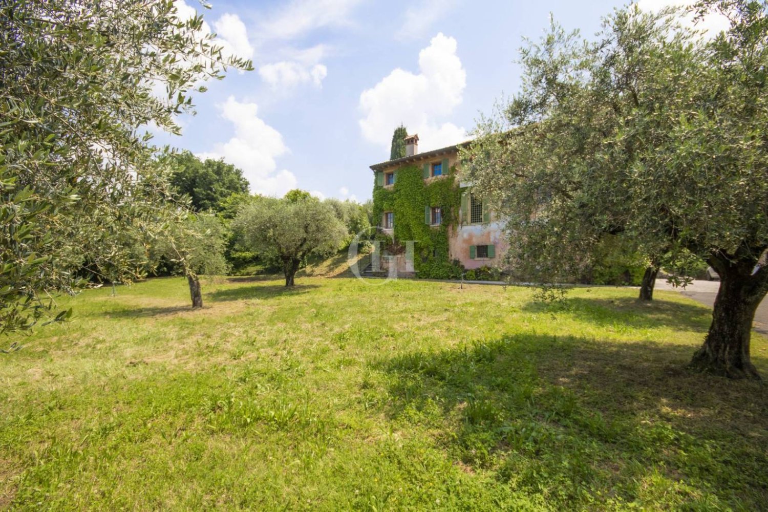 4 bedrooms Villa in Lazise, Italy No. 227672
