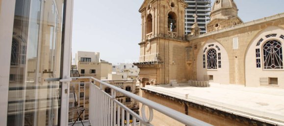 2 chambres Penthouse à Gzira, Malta No. 9605 17