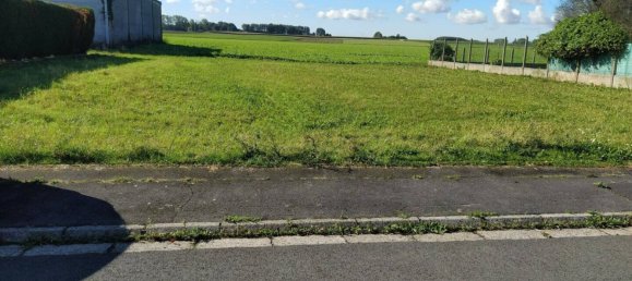 570m² Land in Monchecourt, France No. 227395 2