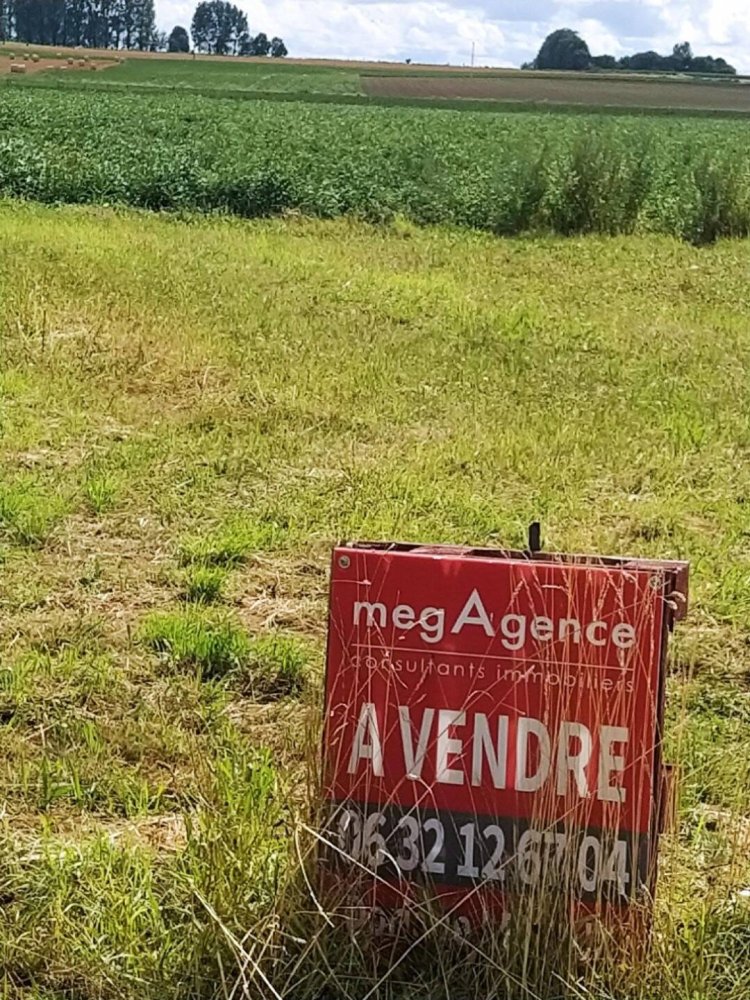 570m² Land in Monchecourt, France No. 227395