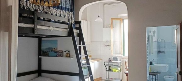 Apartamento de 3 habitaciónes en Florence, Italy No. 289684 3