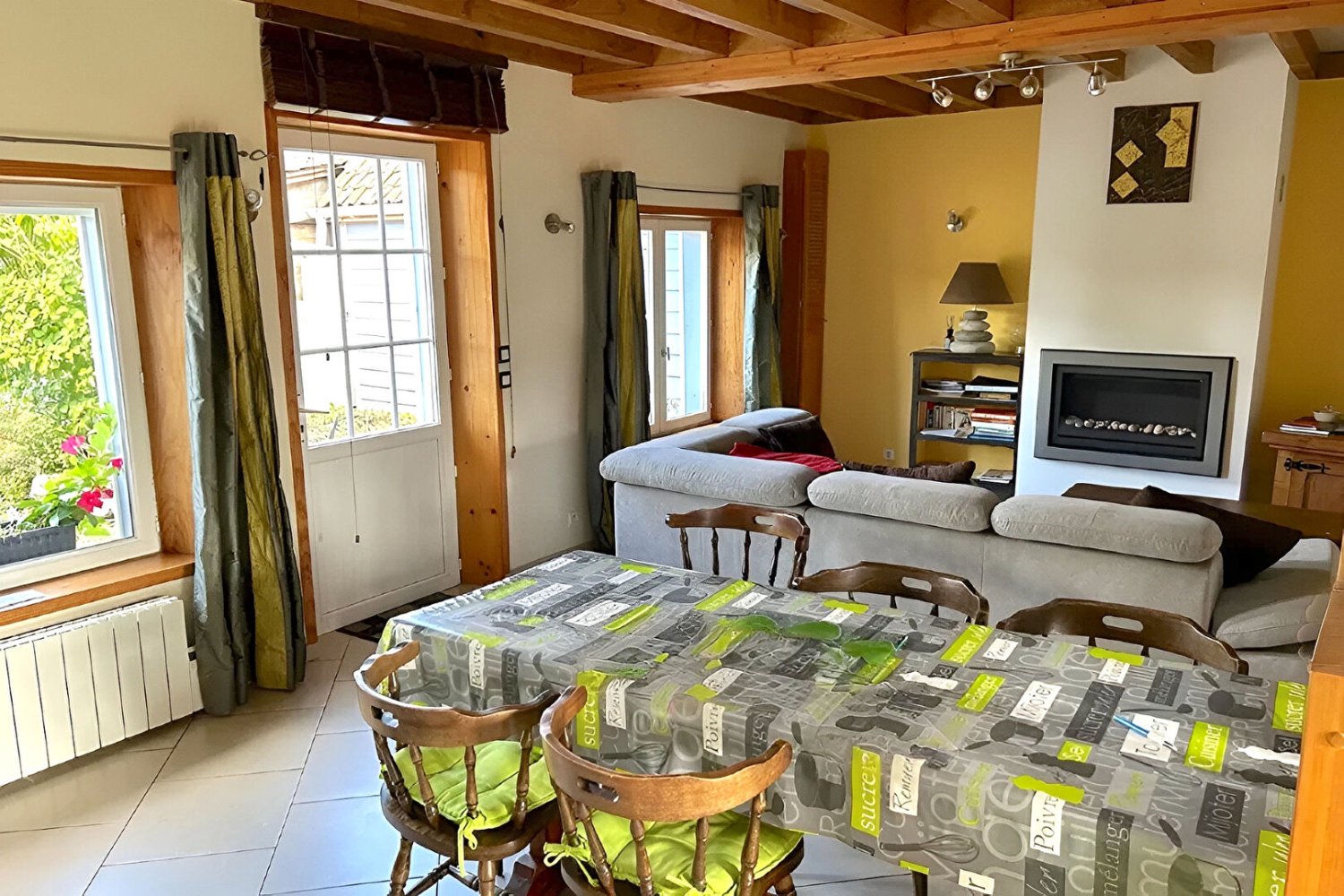 4-salle Maison à Estréelles, France No. 364105