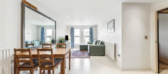 2 bedrooms Apartment in London, United Kingdom No. 12818 5