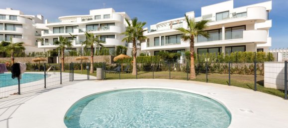 Квартира с 2 спальнями в Фуэнхирола, Испания № 148263 8