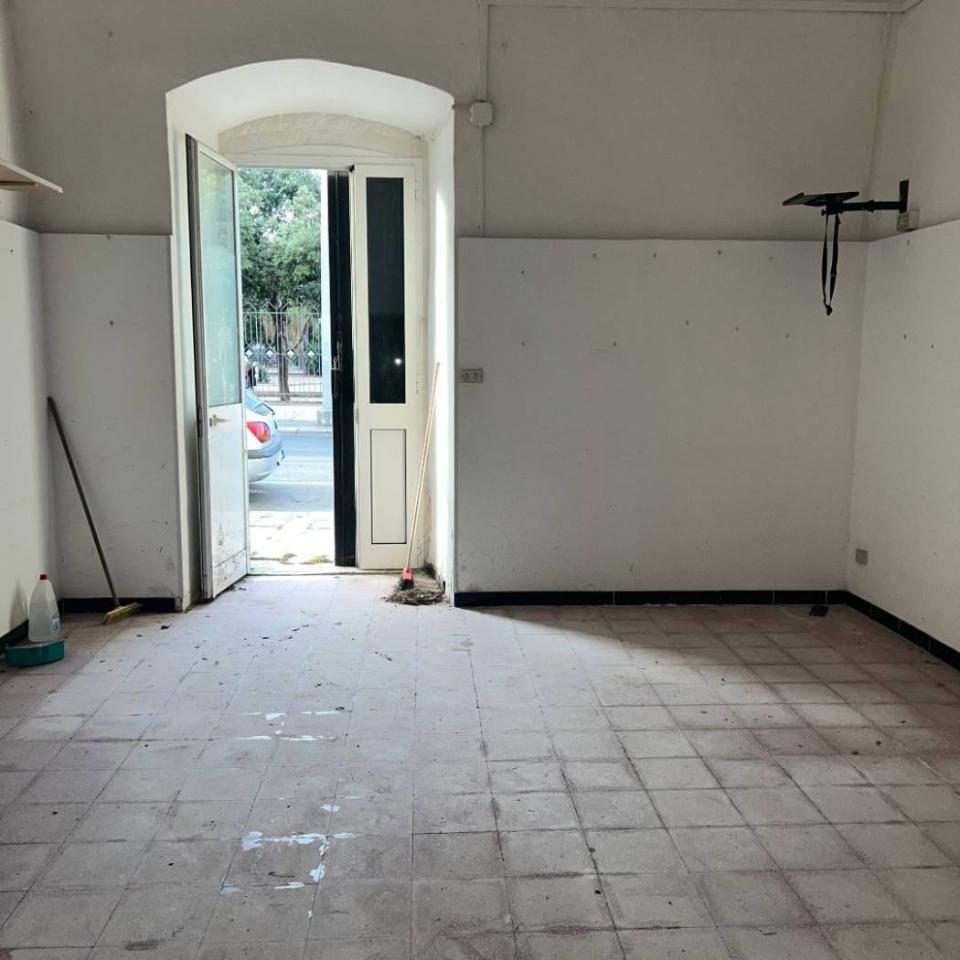 2 rooms Apartment in Giovinazzo, Italy No. 146569