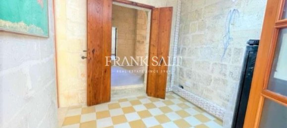 مكتب في Mosta, Malta 586متر مربع رقم 12143 21