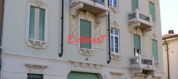 Escritório de 2 divisões em Busto Arsizio, Italy N.º 378172 2