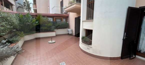 Villa de 4 habitaciónes en Cerignola, Italy No. 24973 6