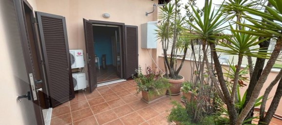 Villa de 4 habitaciónes en Cerignola, Italy No. 24973 17