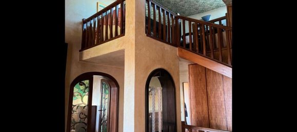 3 bedrooms Villa in Albignasego, Italy No. 323257 6