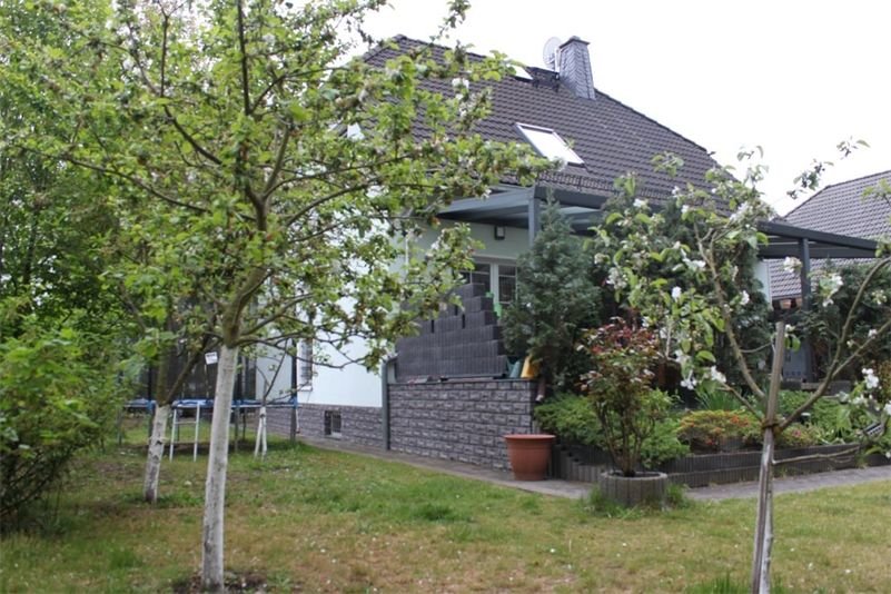 6 rooms House in Spandau, Germany No. 88414