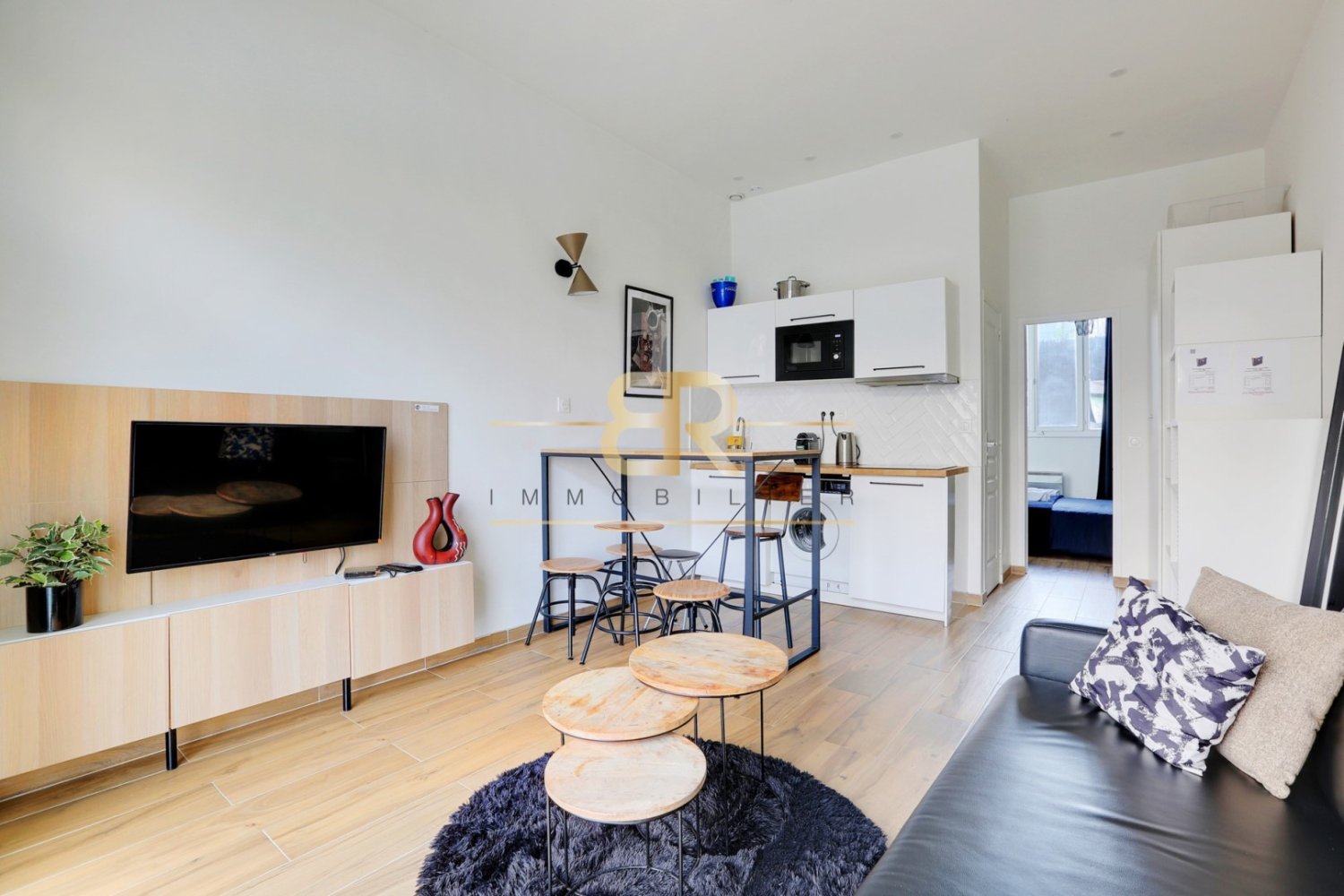 1 bedroom Apartment in Courbevoie, France No. 161672