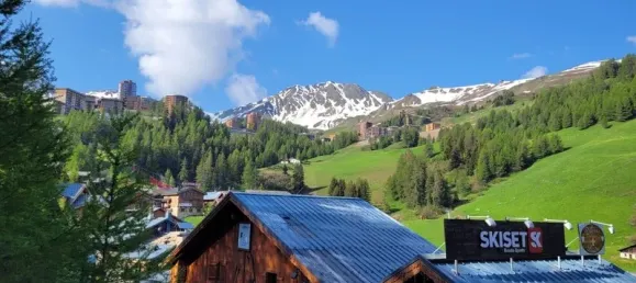 1 bedroom Apartment in Chambery, France No. 351108 2