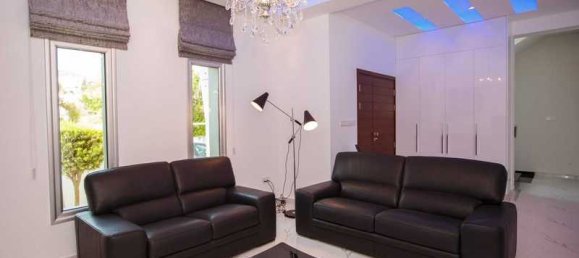 4 bedrooms House in Agios Tychonas, Cyprus No. 7345 6