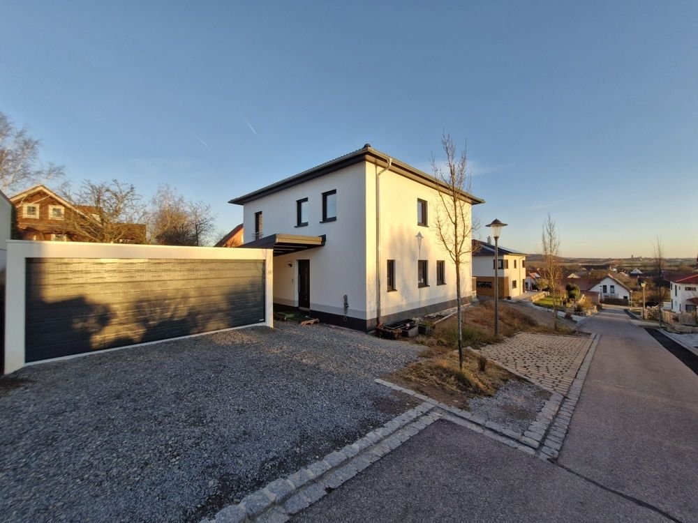 6 rooms House in Baden-Wurttemberg, Germany No. 52437