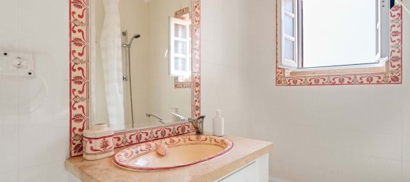 5 bedrooms Villa in Sesimbra, Portugal No. 324417 40