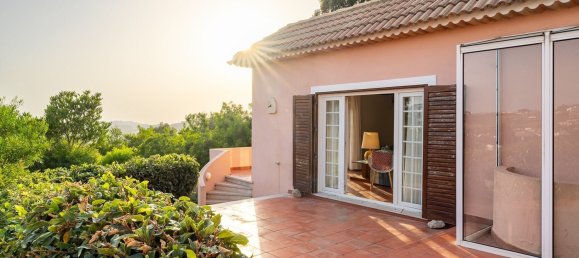 5 bedrooms Villa in Sesimbra, Portugal No. 324417 4