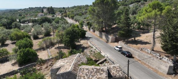 Дом с 4 спальнями в Модика, Италия № 321117 24