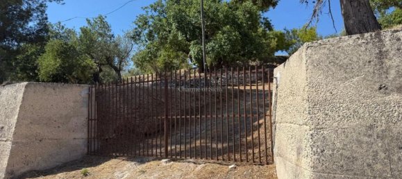 Дом с 4 спальнями в Модика, Италия № 321117 23