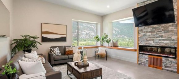 4 Schlafzimmer Haus in British Columbia, Canada, Nr. 1095 2