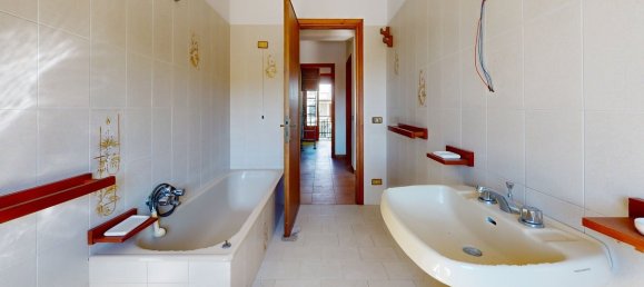 4 غرف نوم منزل في Barga, Italy رقم 296946 2