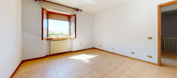 4 غرف نوم منزل في Barga, Italy رقم 296946 12